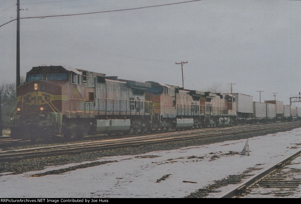 BNSF 741 West